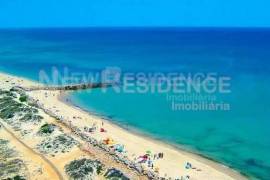 House to rebuild near IKEA and Algarve Stadium -Faro House to rebuild near IKEA and Algarve Stadium -Faro