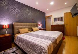 4 Bedroom Triplex Apartment, Qtª do Bosque, Viseu