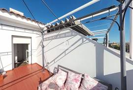 Your new home in Bormujos awaits you! Duplex with terrace, garage and storage room. Ideal for young couples.