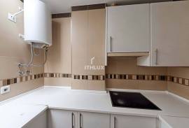 Your new home in Bormujos awaits you! Duplex with terrace, garage and storage room. Ideal for young couples.