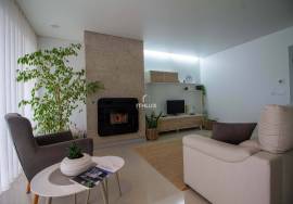 Furnished 3 bedroom apartment, next to the Stadium, Guarda