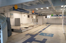 Building, Lease, 745m2, 3 floors, 6 bathrooms, 10 parking spaces, Petrópolis, Poa/ RS