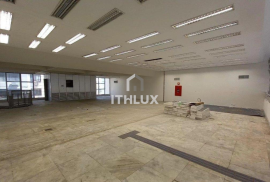 Building, Lease, 745m2, 3 floors, 6 bathrooms, 10 parking spaces, Petrópolis, Poa/ RS