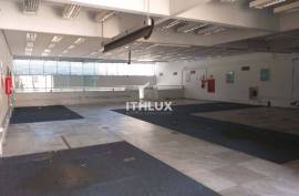 Building, Lease, 745m2, 3 floors, 6 bathrooms, 10 parking spaces, Petrópolis, Poa/ RS