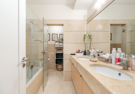 Furnished 4 bedroom villa in a private condominium with swimming pool