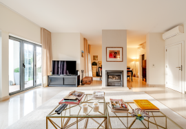 Furnished 4 bedroom villa in a private condominium with swimming pool