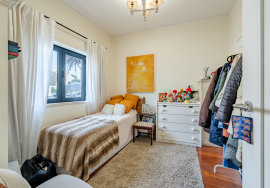 Furnished 4 bedroom villa in a private condominium with swimming pool