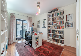 Furnished 4 bedroom villa in a private condominium with swimming pool