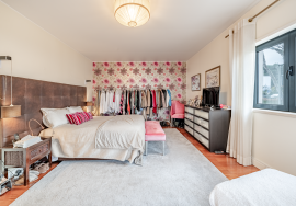 Furnished 4 bedroom villa in a private condominium with swimming pool