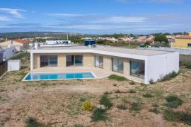New 3-Bed Villa with Pool in Caldas da Rainha | Silver Coast Portugal New 3-Bed Villa with Pool in Caldas da Rainha | Silver Coast Portugal