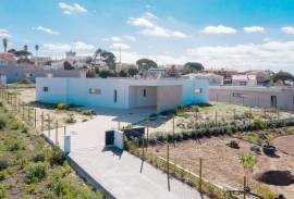 New 3-Bed Villa with Pool in Caldas da Rainha | Silver Coast Portugal New 3-Bed Villa with Pool in Caldas da Rainha | Silver Coast Portugal