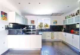 Distinctive 3 or 4  bedroom villa with pool, potential guest suite & amazing grounds.