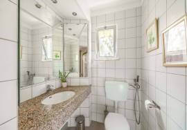 Detached 3 bedroom villa, 1 bedroom annex & pool in private estate near Moncarapacho.