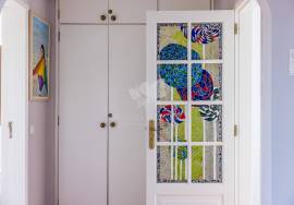 Detached 3 bedroom country villa with large pool, garage / studio & garden.  Near Olhão