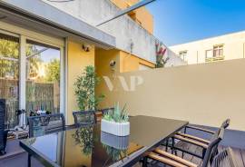 Renovated 2 Bedroom Apartment with Pool, Vilamoura Renovated 2 Bedroom Apartment with Pool, Vilamoura