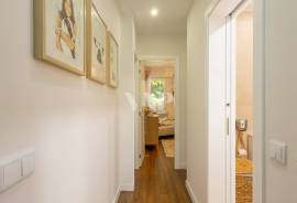 Renovated 2 Bedroom Apartment with Pool, Vilamoura Renovated 2 Bedroom Apartment with Pool, Vilamoura