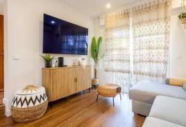 Renovated 2 Bedroom Apartment with Pool, Vilamoura Renovated 2 Bedroom Apartment with Pool, Vilamoura