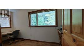 Excellent 4 Bed Estate For Sale In Bella Coola British Columbia Excellent 4 Bed Estate For Sale In Bella Coola British Columbia