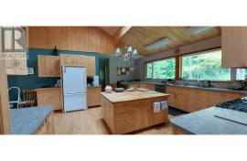 Excellent 4 Bed Estate For Sale In Bella Coola British Columbia Excellent 4 Bed Estate For Sale In Bella Coola British Columbia