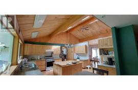 Excellent 4 Bed Estate For Sale In Bella Coola British Columbia Excellent 4 Bed Estate For Sale In Bella Coola British Columbia