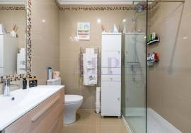 Modern 2 Bedroom Bayview Village Apartment with Panoramic Golf Views on Boavista Golf & Spa, Lagos