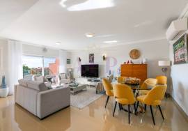 Modern 2 Bedroom Bayview Village Apartment with Panoramic Golf Views on Boavista Golf & Spa, Lagos