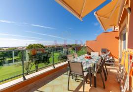 Modern 2 Bedroom Bayview Village Apartment with Panoramic Golf Views on Boavista Golf & Spa, Lagos