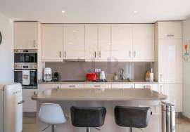 Modern 2 Bedroom Bayview Village Apartment with Panoramic Golf Views on Boavista Golf & Spa, Lagos