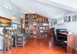 4 Bedroom Detached House for Sale | Garage |Caldas da Rainha