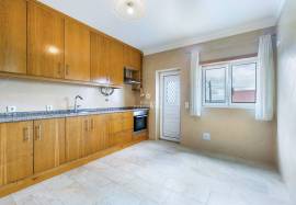 4 Bedroom Detached House for Sale | Garage |Caldas da Rainha