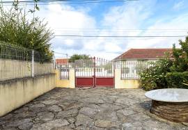 4 Bedroom Detached House for Sale | Garage |Caldas da Rainha