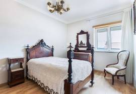 4 Bedroom Detached House for Sale | Garage |Caldas da Rainha