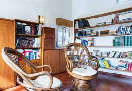 4 Bedroom Detached House for Sale | Garage |Caldas da Rainha