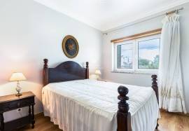 4 Bedroom Detached House for Sale | Garage |Caldas da Rainha