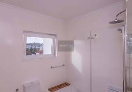 2 Bedroom Apartment with Garage, Private Garden and Stunning Views – Caxias, between Lisbon, Oeiras and Cascais