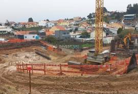 1+1 Bedroom Apartment in Canidelo: Stunning Views and Proximity to the Beach