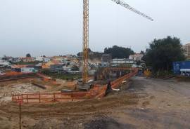 1+1 Bedroom Apartment in Canidelo: Stunning Views and Proximity to the Beach