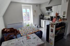 Flats / Apartments for rent - 2 rooms - 32 m2 - PLOERMEL - (56800)