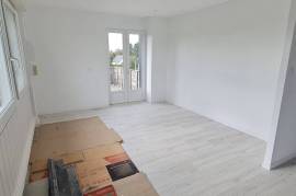 Flats / Apartments for rent - 3 rooms - 73 m2 - LA TRINITE PORHOET - (56490)