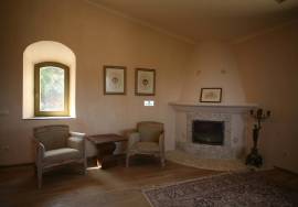 Rustic farmhouse Sant Pau of high standing with 16 hectares of land and apartments with rural tourism activity permit.