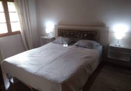 Luxury sixteenth-century farmhouse with a 12th-century Romanesque hermitage in Banyoles (Girona)