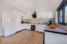 Holiday Rentals - 5 Bedroom Villa with Swimming Pool - S. Bartolomeu de Messines