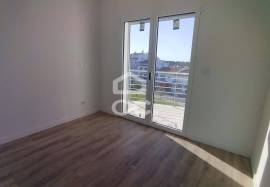 T-2 type apartment in the center of Pataias/Alcobaça. T-2 type apartment in the center of Pataias/Alcobaça.