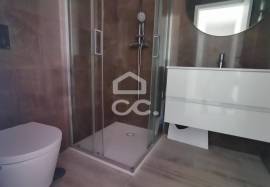 T-2 type apartment in the center of Pataias/Alcobaça. T-2 type apartment in the center of Pataias/Alcobaça.