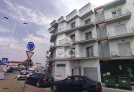 T-2 type apartment in the center of Pataias/Alcobaça. T-2 type apartment in the center of Pataias/Alcobaça.