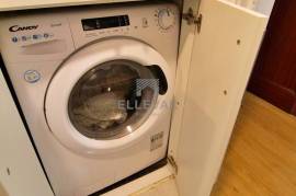 1 BEDROOM APARTMENT IN THE FORUM AREA 1 BEDROOM APARTMENT IN THE FORUM AREA