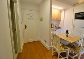 1 BEDROOM APARTMENT IN THE FORUM AREA 1 BEDROOM APARTMENT IN THE FORUM AREA