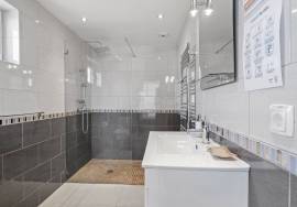 Almancil – Traditional 3-bedroom villa with pool and garage Almancil – Traditional 3-bedroom villa with pool and garage