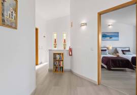 Almancil – Traditional 3-bedroom villa with pool and garage Almancil – Traditional 3-bedroom villa with pool and garage