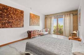 Tavira - Riverside property with 3-bedroom apartment & commercial space Tavira - Riverside property with 3-bedroom apartment & commercial space